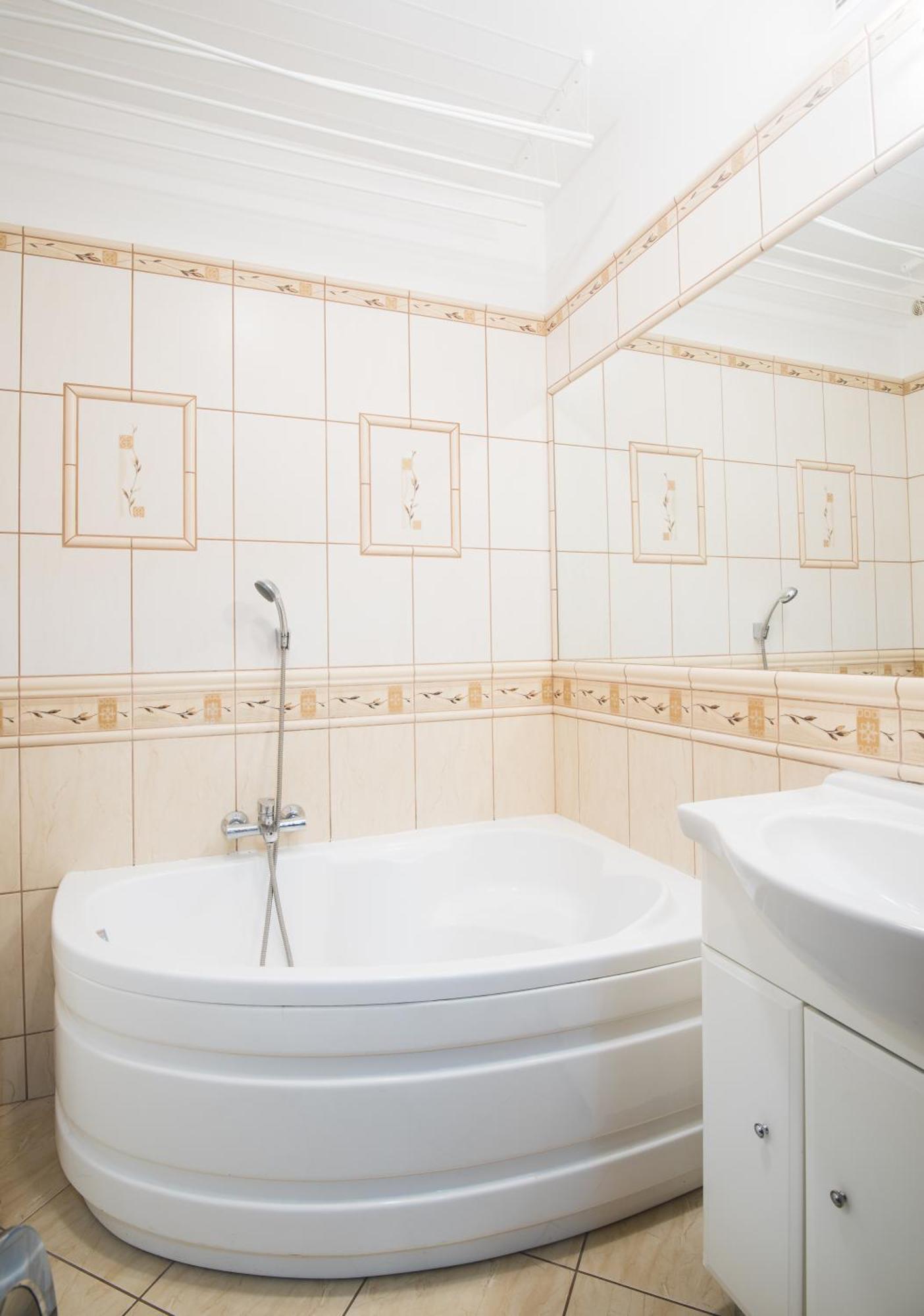 Apartament Kolobrzeg Mysliwska Esterno foto